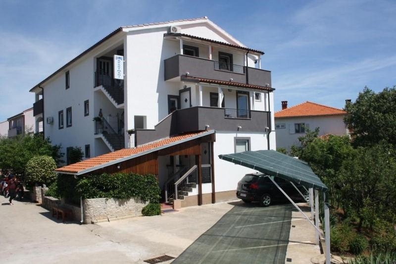 קרק Charming Apartments Dodo מראה חיצוני תמונה