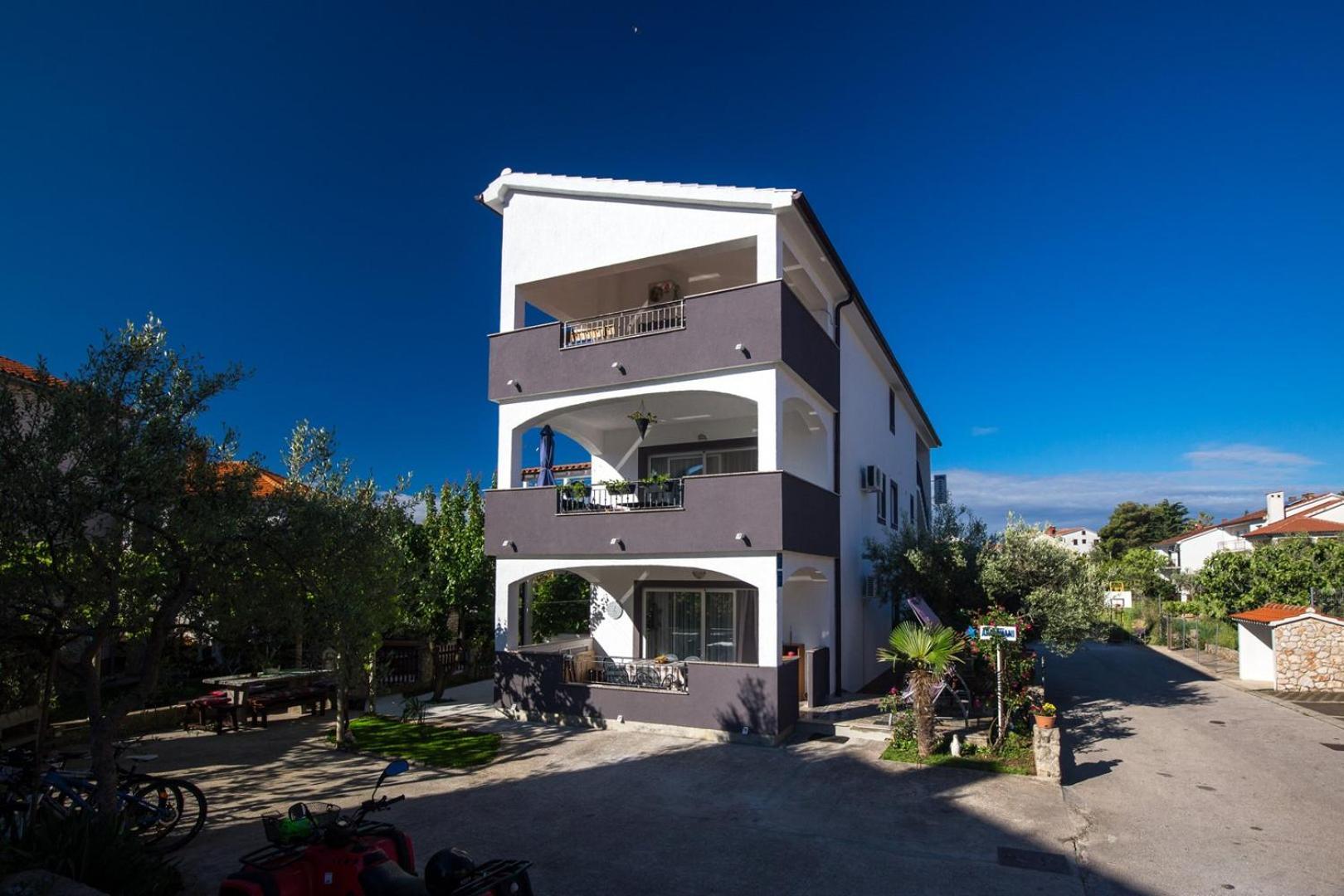 קרק Charming Apartments Dodo מראה חיצוני תמונה