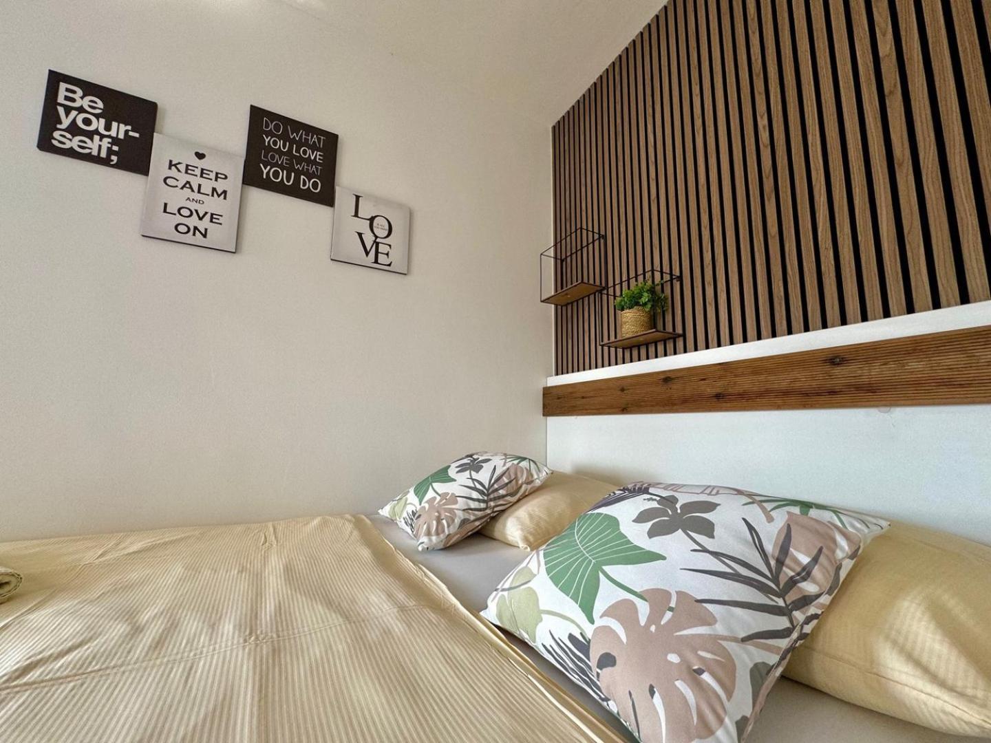 קרק Charming Apartments Dodo מראה חיצוני תמונה